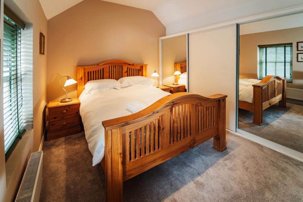 Delphi Lodge Cottages 里南 外观 照片