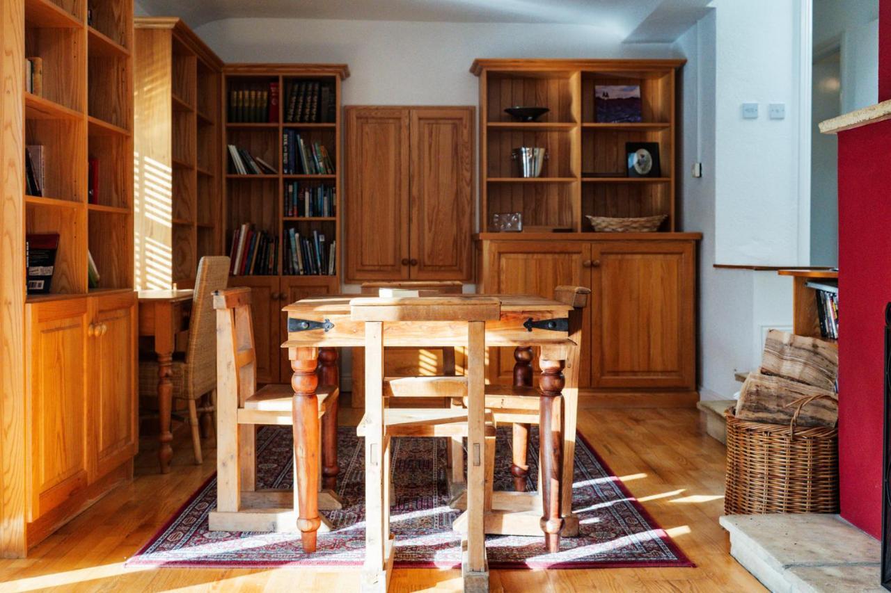 Delphi Lodge Cottages 里南 外观 照片